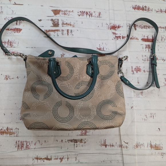 Coach crossbody mini purse - Picture 4 of 10